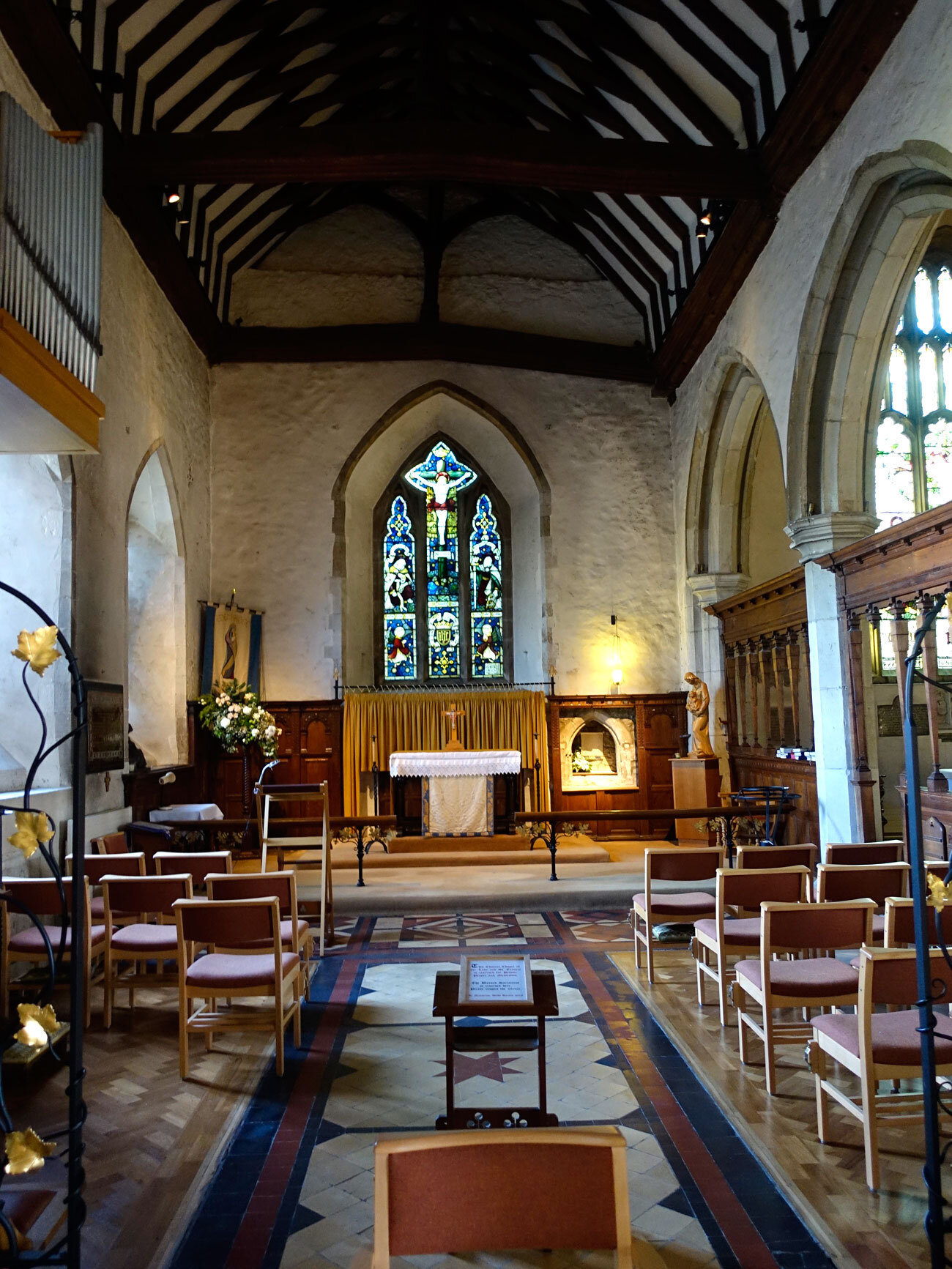 ablett_news_Edenbridge_church2